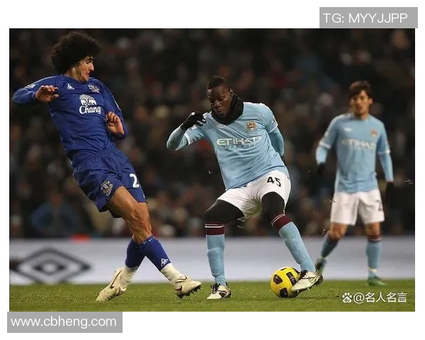 足球球星围脖：时尚与运动的完美融合，引领冬季潮流新风尚