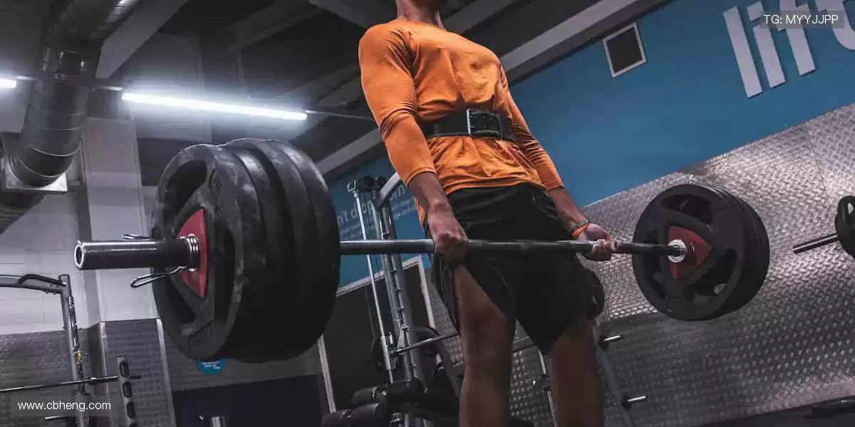 专业解说全程相伴,观赛体验升级不止🌟